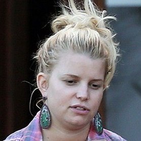 Jessica Simpson No Make-up  Celebs without makeup, Celebrity makeup looks,  Without makeup